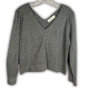 Abercrombie Fitch Soft Knit Ribbed V Neck Crop Short Sweater M Gray Minimalist